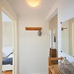 2 Bedroom アパート